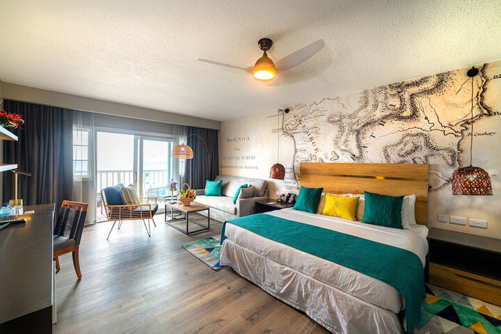 Room 2 of 60
