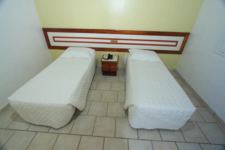 Room 13 of 50