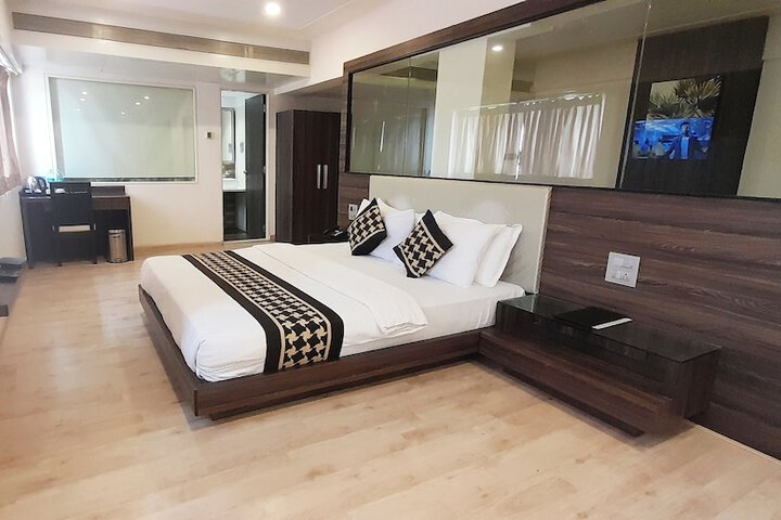 Room 21 of 36