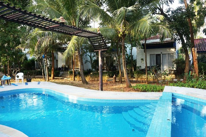 Pool 108 of 127