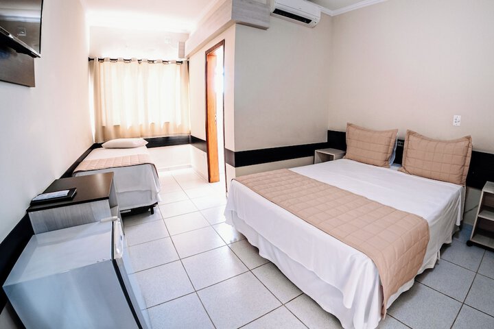 Room 8 of 55