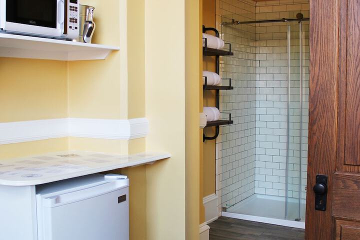 Premium Double Room Private Bathroom City View 205 Council Room (19 of 132)