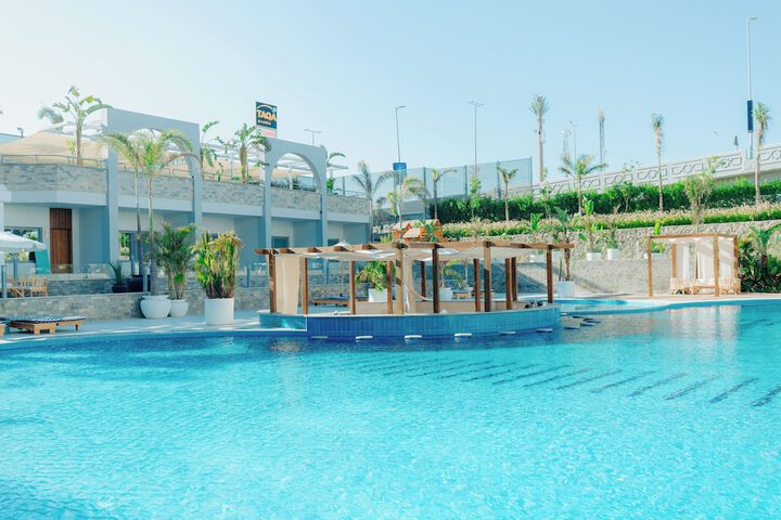 Pool 79 of 146