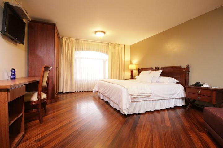 Room 5 of 50
