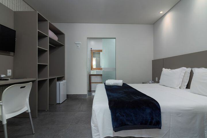 Room 18 of 54