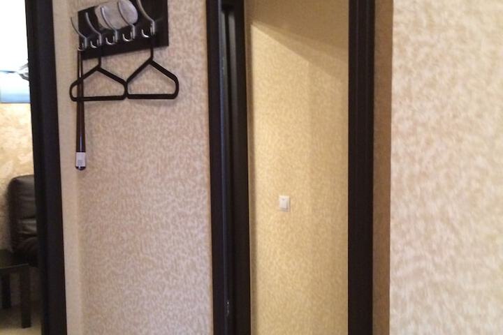 Room 10 of 17