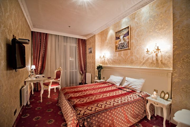 Room 4 of 47