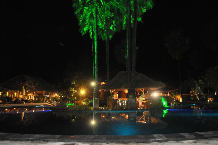 Pool 57 of 98