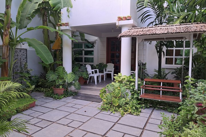 Hotel Exterior 29 of 31