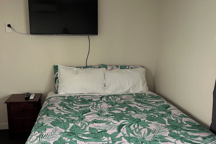 Room 26 of 81