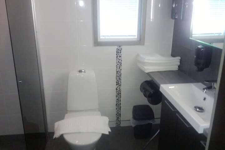 Room 22 of 38