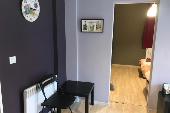 Room 7 of 25