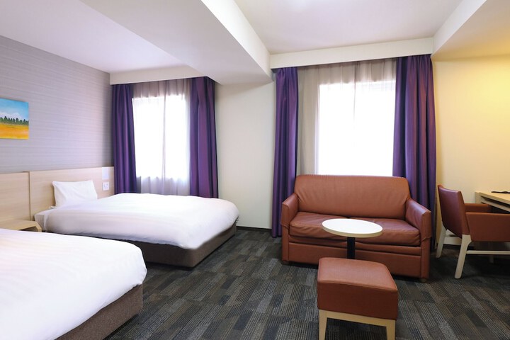 Room 13 of 56