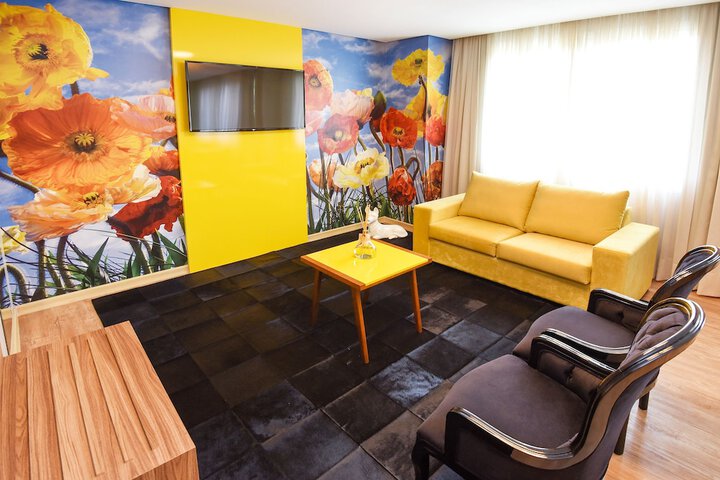 Room 37 of 89