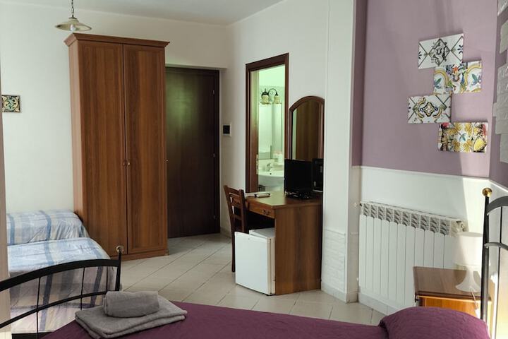 Room 16 of 65