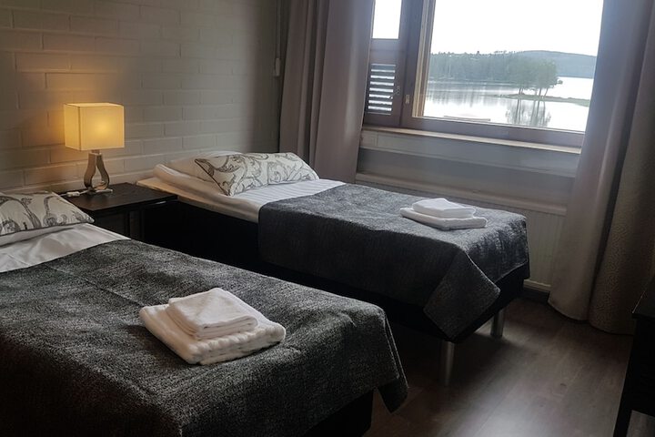 Room 9 of 35