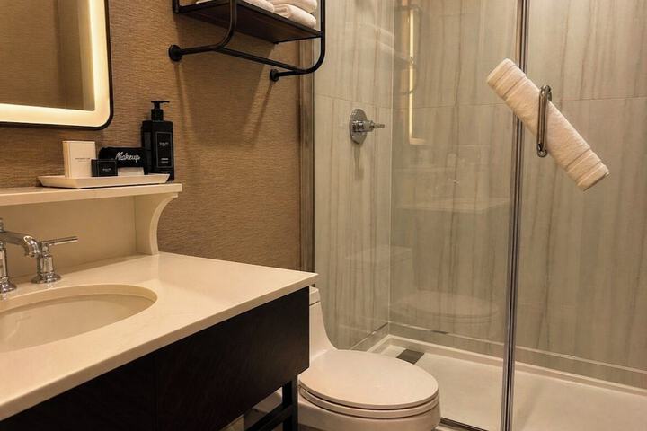 Room 35 of 52