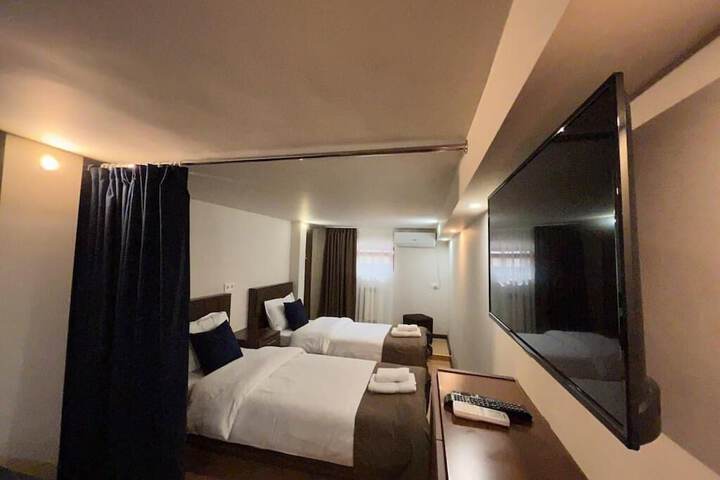 Room 5 of 23