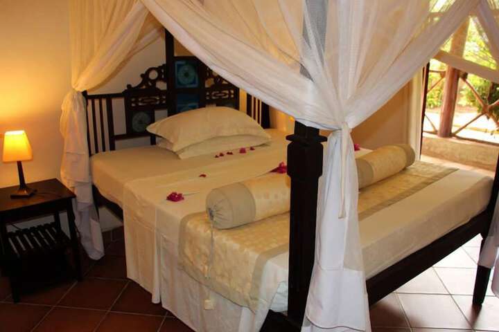 Room 30 of 98