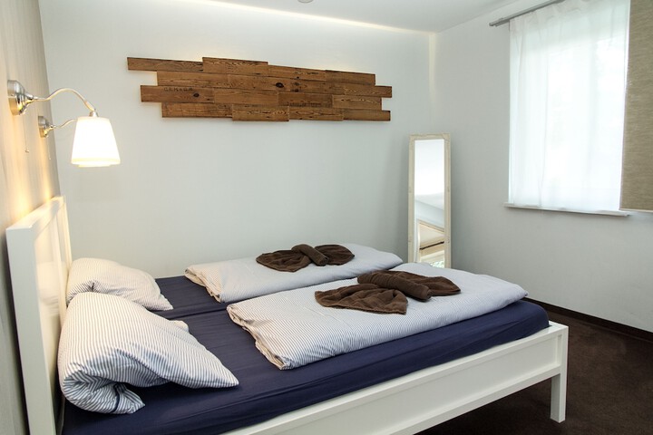 Room 20 of 98