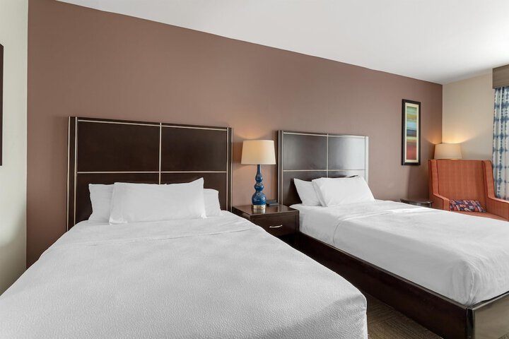 Room 40 of 93