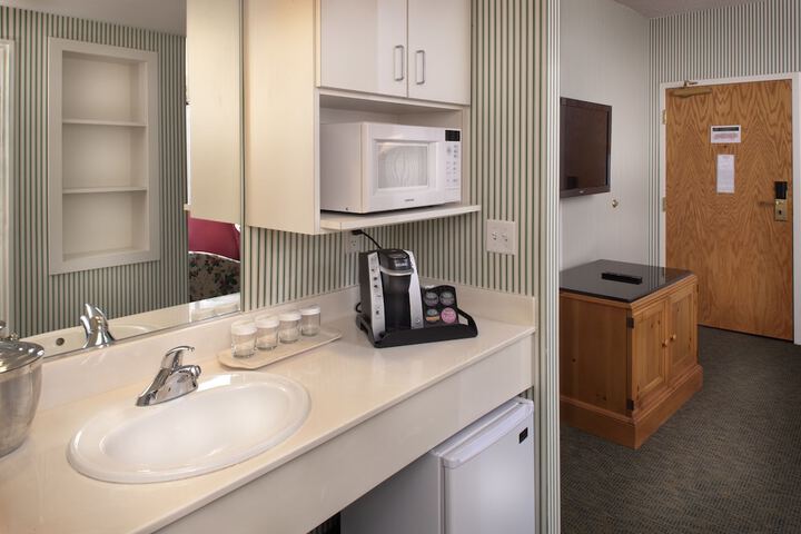Private kitchenette