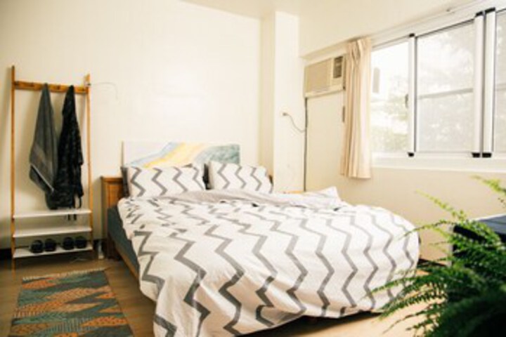 Room 19 of 27