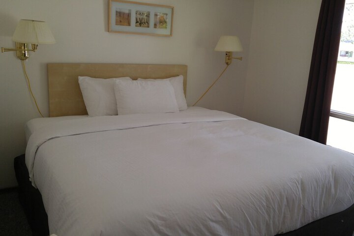 Room 13 of 21