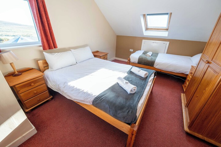 Room 30 of 64