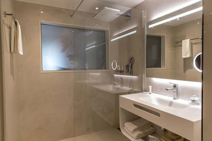 Clean Restrooms