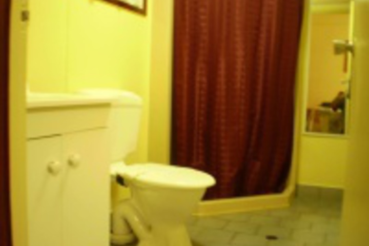 Room 222 of 228