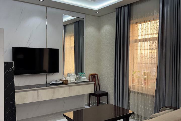 Room 43 of 68