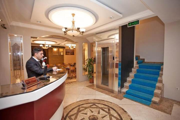 HOTEL BULVAR