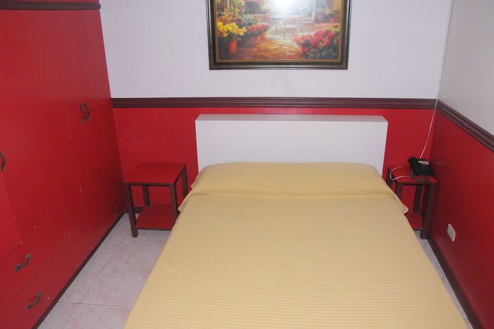 Room 26 of 51