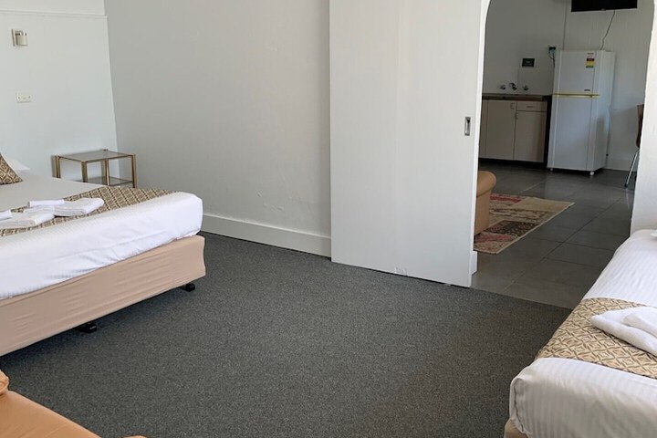 Room 11 of 65