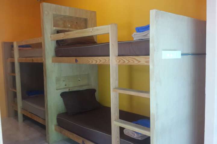 Room 16 of 18