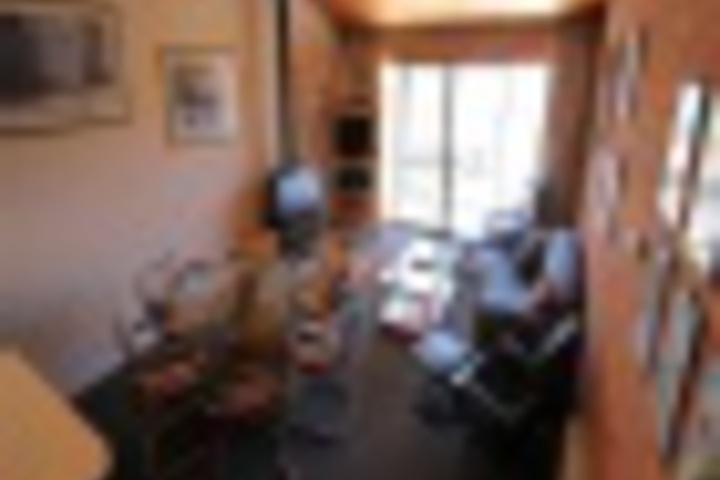 Room 3 of 96