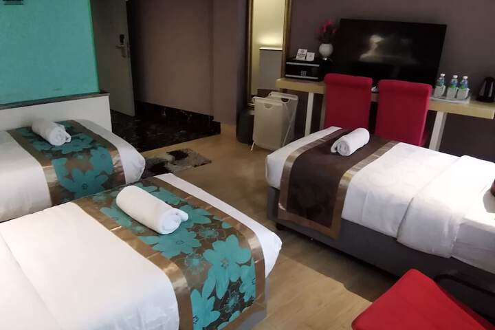 Room 19 of 63