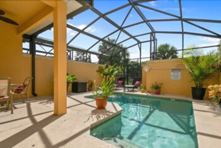 Pool 18 of 35