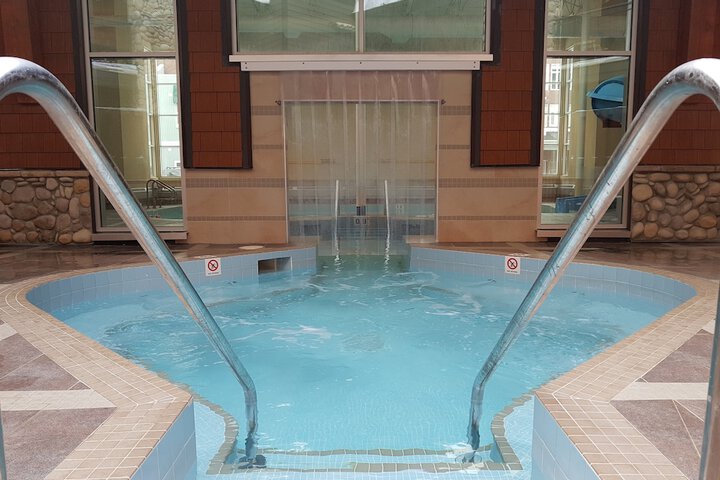 Pool 47 of 76