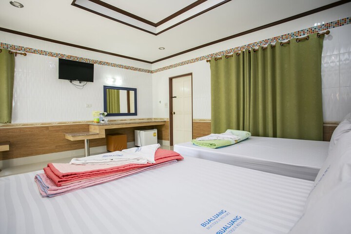 Room 8 of 41