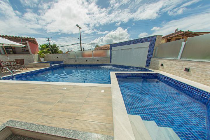 Pools & Facilities