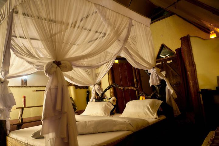 Room 3 of 43