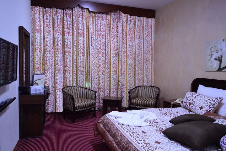 Room 23 of 31