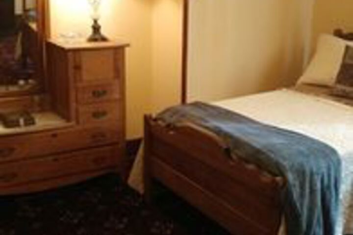 Room 14 of 34