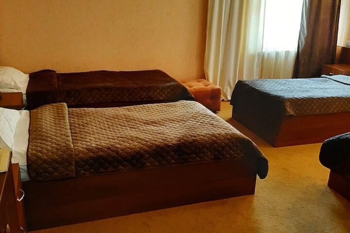 Room 33 of 91