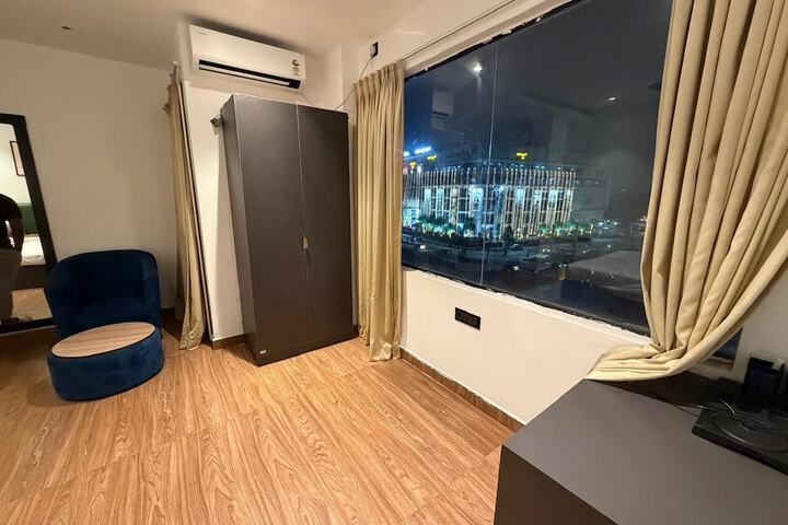 Room 14 of 41