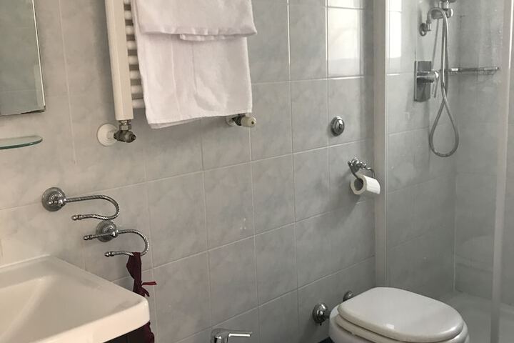 Bath Photo