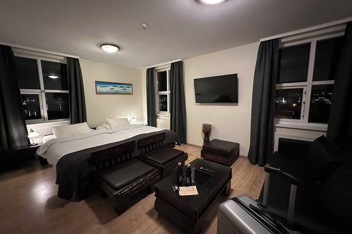 Room 31 of 60