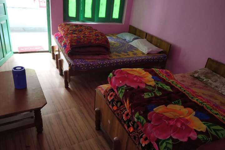 Room 2 of 21
